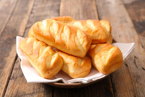 Zelfgemaakte ontbijt brood — Stockfoto