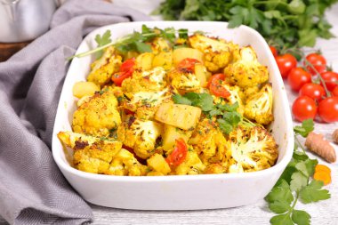 fırında karnabahar curcuma ile