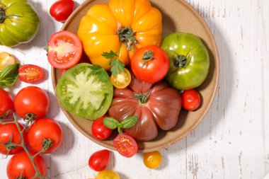 çeşitli çeşitli domates