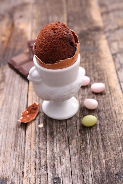 Postre de chocolate para las vacaciones de Pascua —  Fotos de Stock