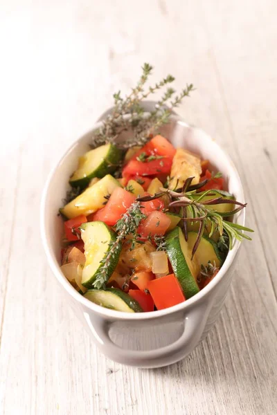 맛 있는 vegeterian ratatouille — 스톡 사진