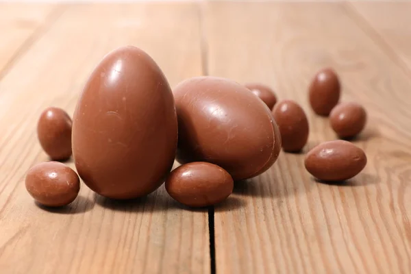 Chocolade-eieren voor Pasen — Stockfoto