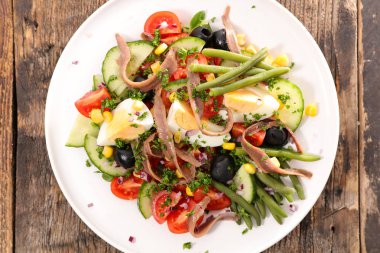 Taze sebze salatası