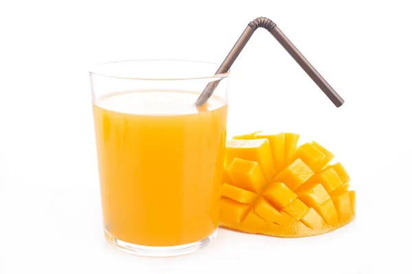 Zumo de mango en vaso —  Fotos de Stock