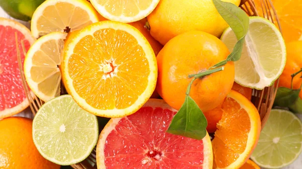 Citrusféle gyümölcsök összetétele — Stock Fotó