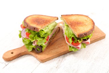 Marul ile lezzetli sandviç