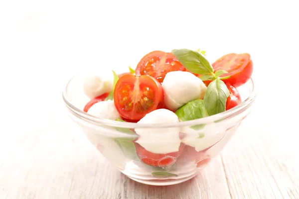 Salad with cherry tomatoes and mozzarella — Stock Photo, Image
