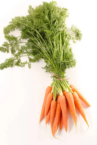 Frische rohe Karotten — Stockfoto