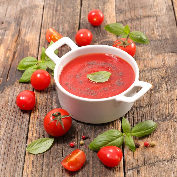 Sopa de tomate ou molho de tomate — Fotografia de Stock