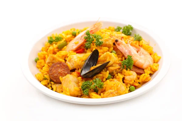 Paella geïsoleerd op wit — Stockfoto