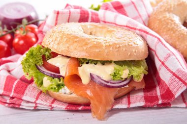 Burger füme somon ile