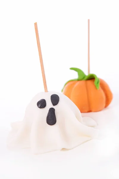 Pop cakes in halloween style — Stock Photo, Image