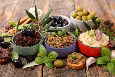 Zeytin tapenade kâse