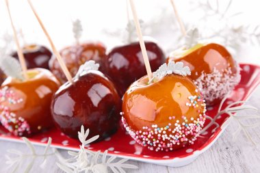 Lezzetli toffee elma