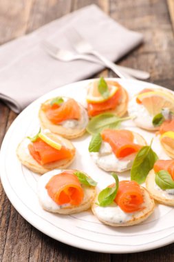 tost krem ve somon ile