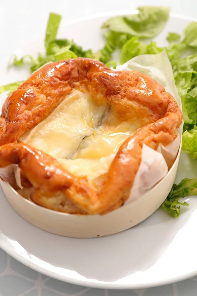 Baked cheese fondue — Stock Photo, Image