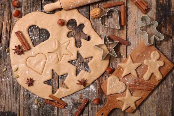 Ciasteczka świąteczne przygotowania — Zdjęcie stockowe