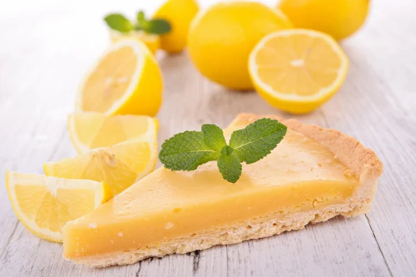 Fresh lemon tart — Stock Photo, Image