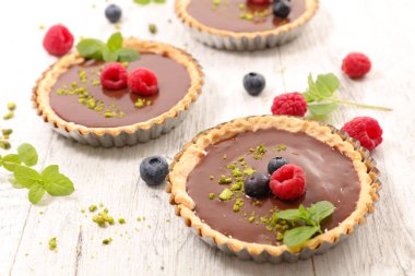 çilek ile Çikolatalı tart