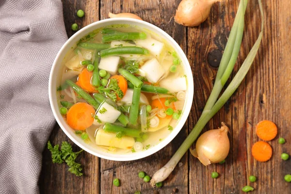 Fresh vegetable soup — Stock Photo, Image