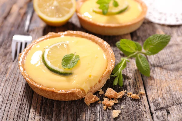 Sweet lemon tart — Stock Photo, Image