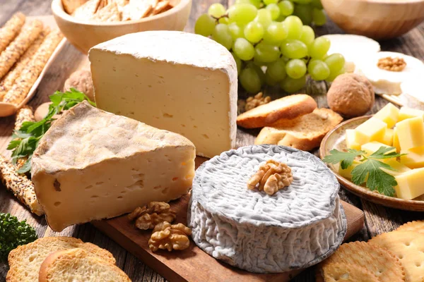 French cheeses on table — Stock Photo, Image