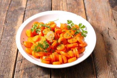 maydanoz ile ızgara havuç