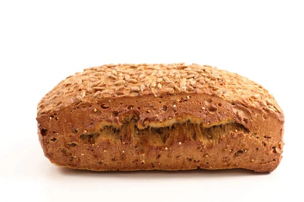 Vers zelfgemaakt brood — Stockfoto