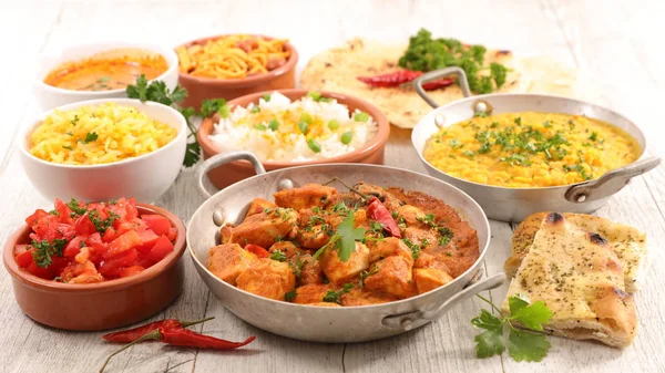 Асорті індійські страви — стокове фото