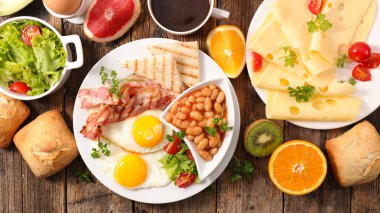 İngiliz kahvaltısı ahşap tablo