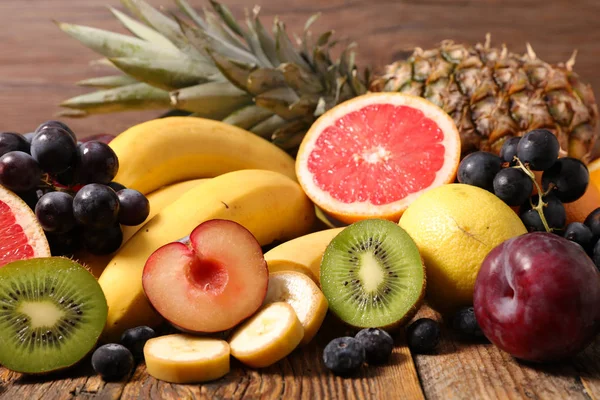 Υγιεινή Διατροφή Διάφορα Φρέσκα Φρούτα Κλείνω Πάνω Θέα — Φωτογραφία Αρχείου