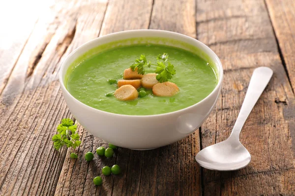 Зелений горошок суп — стокове фото