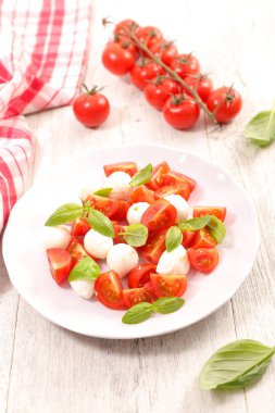 salata domates ve mozzarella, görünümü kapatın