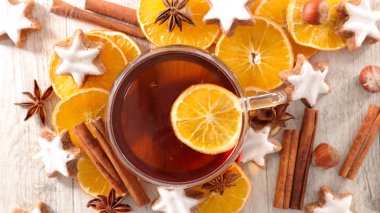 Noel çay veya baharat ile mulled şarap