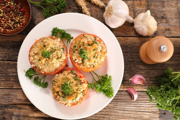 sığır eti ile pişmiş domates