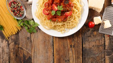 Domates soslu spagetti. 