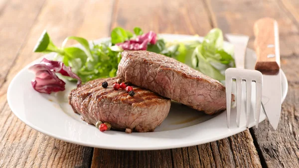 Detailní záběr chutné biftek — Stock fotografie