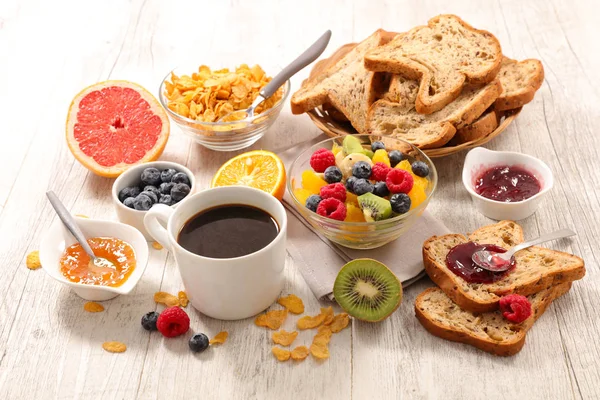 Śniadanie Owoców Filiżanki Kawy Chleb — Zdjęcie stockowe