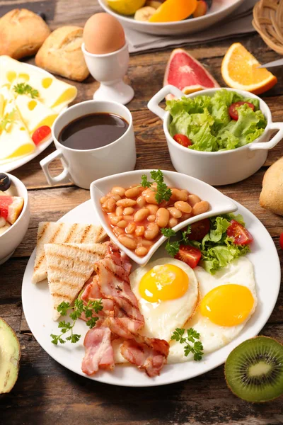 Healthy English Breakfast Wooden Table — Stock Photo, Image