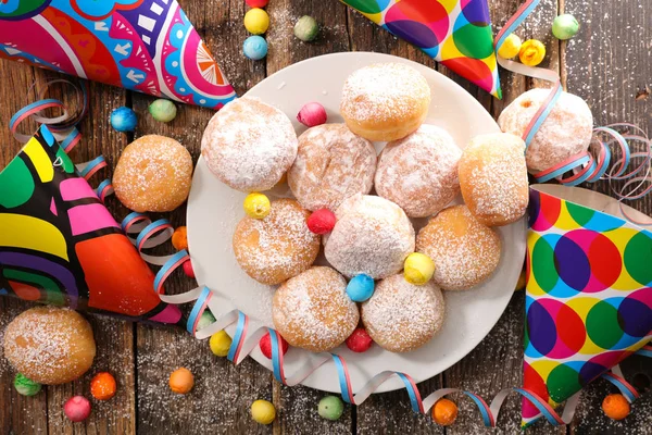 Donut Carnaval Avec Décoration — Photo