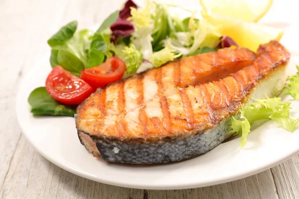 Grilled Salmon Steak Salad Wooden Table — Stock Photo, Image