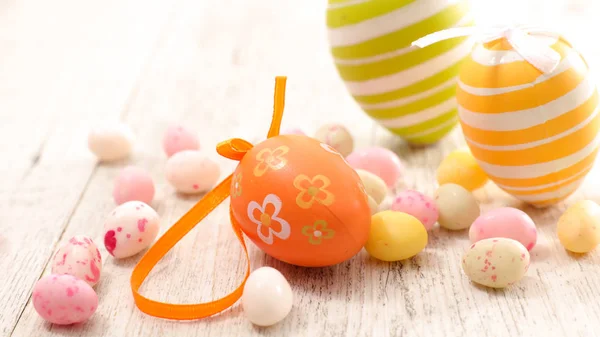 Close View Colorful Easter Eggs Wooden Table Wooden Table — Stock Photo, Image