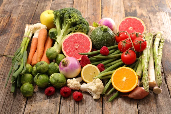 Close View Fresh Fruit Vegetables Wooden Table — Stock Photo, Image