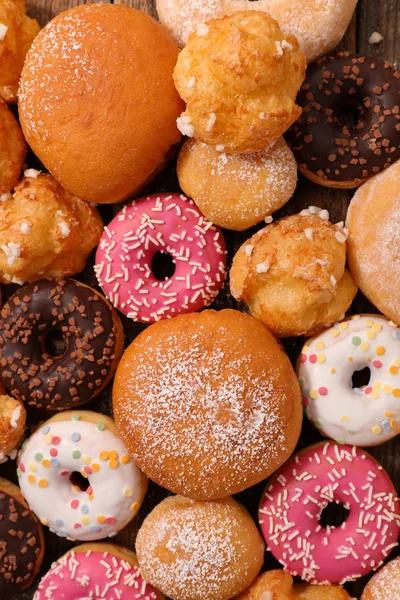 Coloridos Deliciosos Donuts Glaseados Primer Plano — Foto de Stock