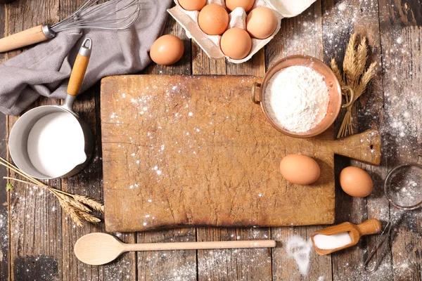 Vista Dall Alto Della Cottura Degli Ingredienti Sulla Tavola Legno — Foto Stock