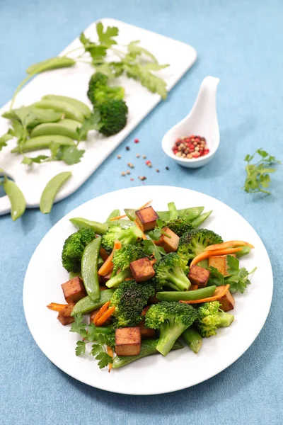 Salad Fried Tofu Broccoli Green Beans Blue Table — Stock Photo, Image