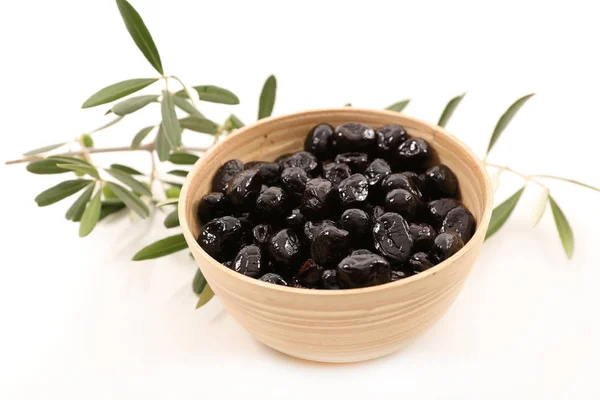 Olives Noires Dans Bol Avec Branche Arbre — Photo