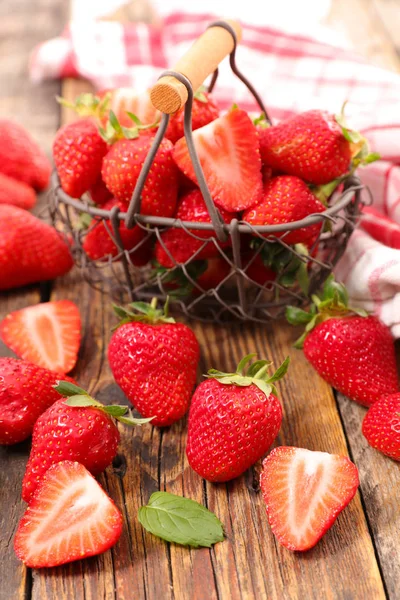 Metal Basket Fresh Raw Strawberries — Stock Photo, Image