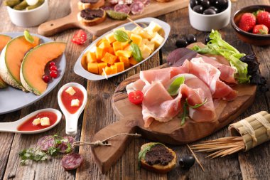 çeşitli atıştırmalıklar ve meze, yakından görmek 