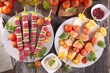 sığır eti şiş ve balık Barbekü